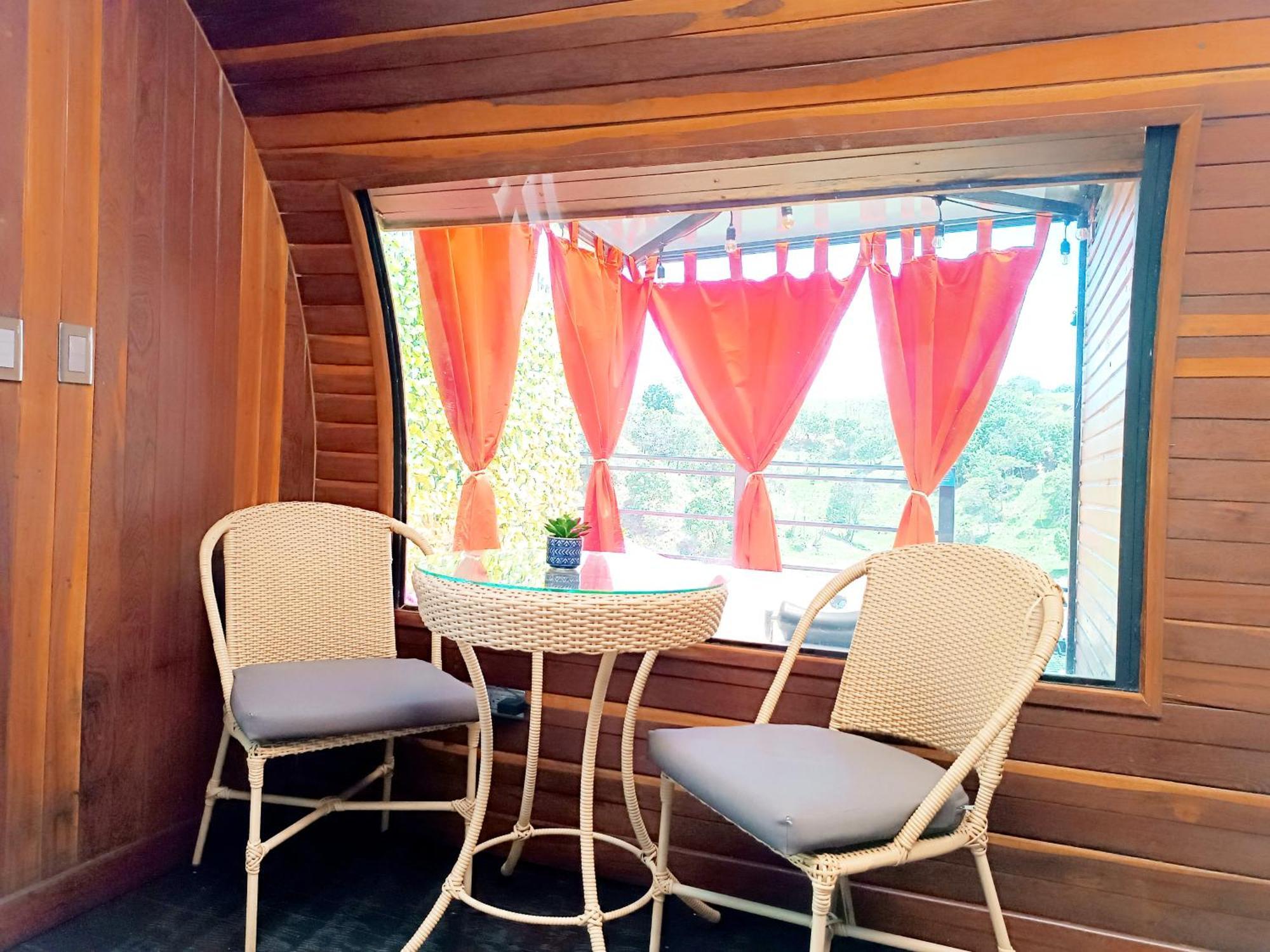 Отель Glamping The Mountain Гуатапе Экстерьер фото